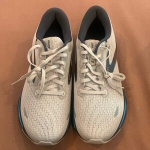 Brooks - Ghost 15 - Size 9